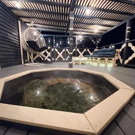 Holiday home хатина у христини *